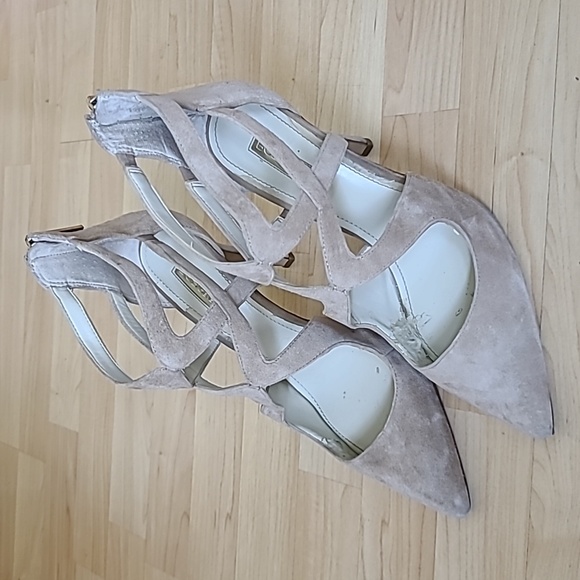 BCBGeneration Stiletto Heels Torpico Size 8.5 Nude Beige Close Toe Straps - Picture 9 of 11